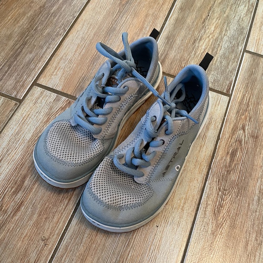 Astral Brewess 2.0 Stone Gray Women's Size 7